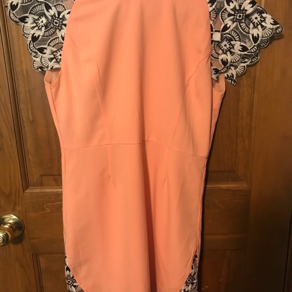 Dress - Picture 1 of 3